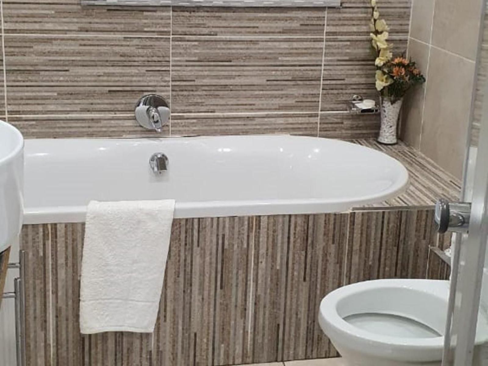 The Absolute On 42 Southernwood East London Eastern Cape South Africa Unsaturated, Bathroom