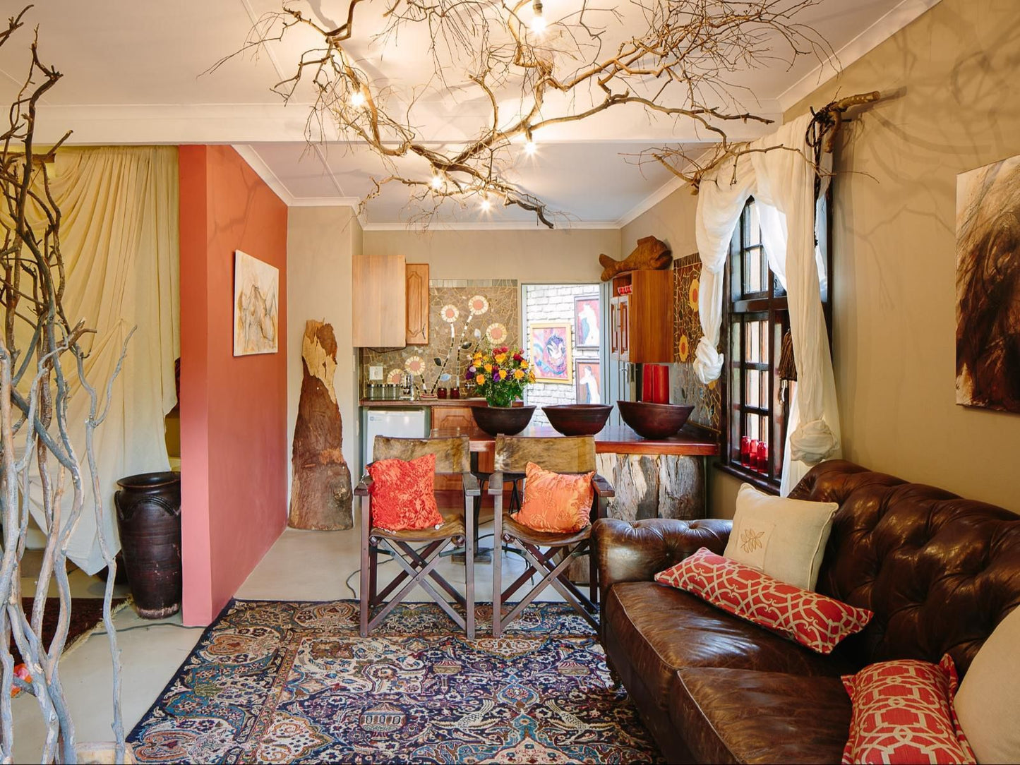 The Art Guesthouse Schoemansville Hartbeespoort North West Province South Africa Living Room