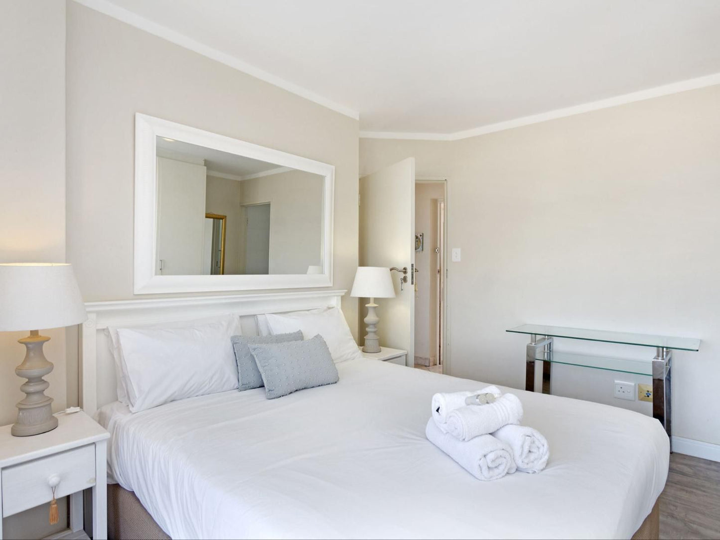 The Bay A101 By Hostagents Bloubergstrand Blouberg Western Cape South Africa Bedroom