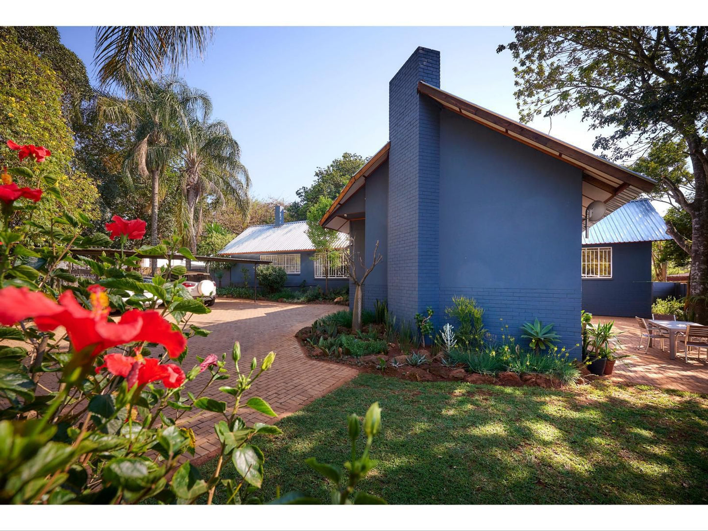 The Beekeeper S Inn Makhado Louis Trichardt Limpopo Province South Africa Complementary Colors, House, Building, Architecture, Palm Tree, Plant, Nature, Wood