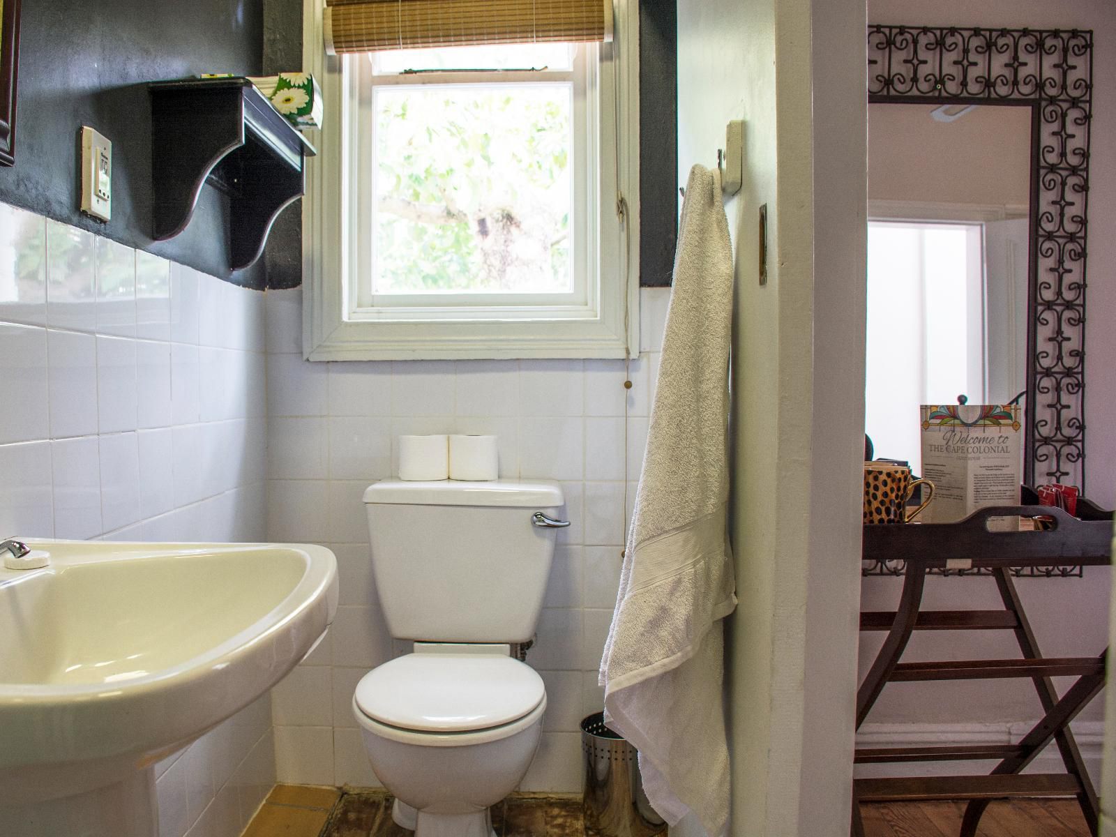 The Cape Colonial, Standard Double downstairs, Bathroom