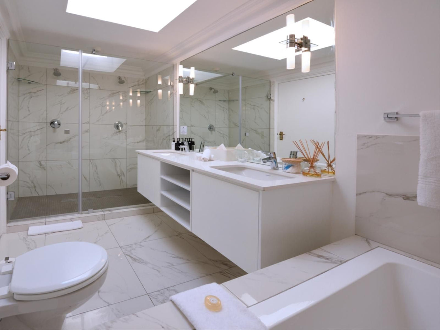 The Clarendon Fresnaye Fresnaye Cape Town Western Cape South Africa Unsaturated, Bathroom