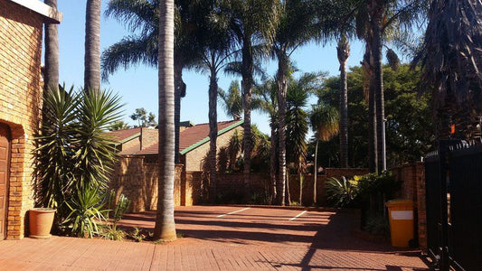 The Club House Guesthouse Rooihuiskraal Centurion Gauteng South Africa House, Building, Architecture, Palm Tree, Plant, Nature, Wood