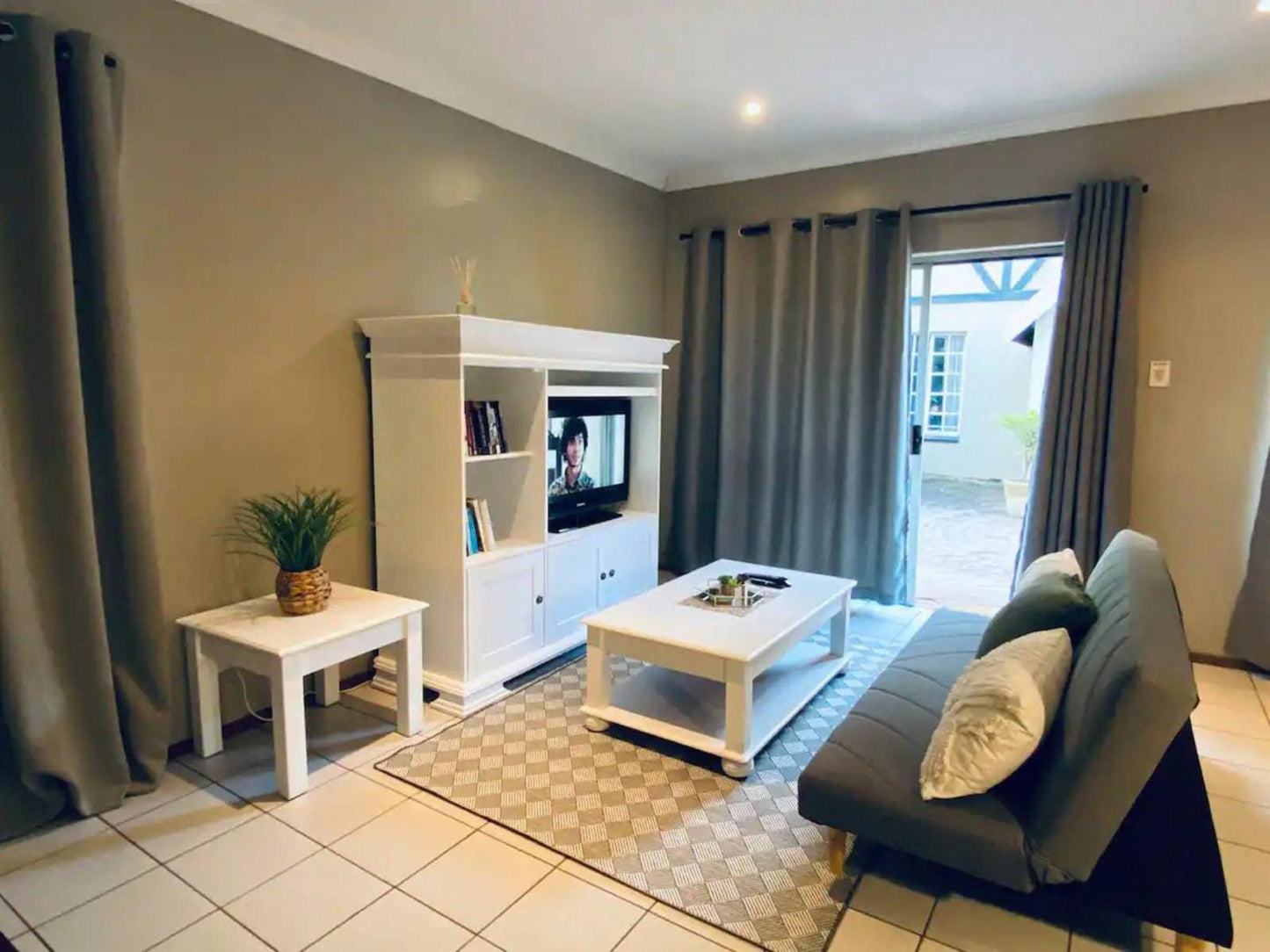 The Cottage At 152 Wierda Park Centurion Gauteng South Africa Living Room