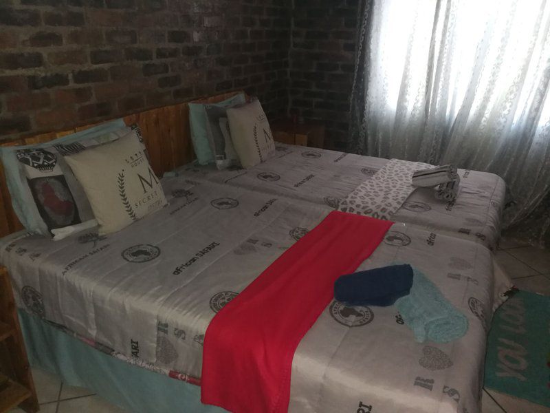 The Daniel Lo Marloth Park Mpumalanga South Africa Bedroom