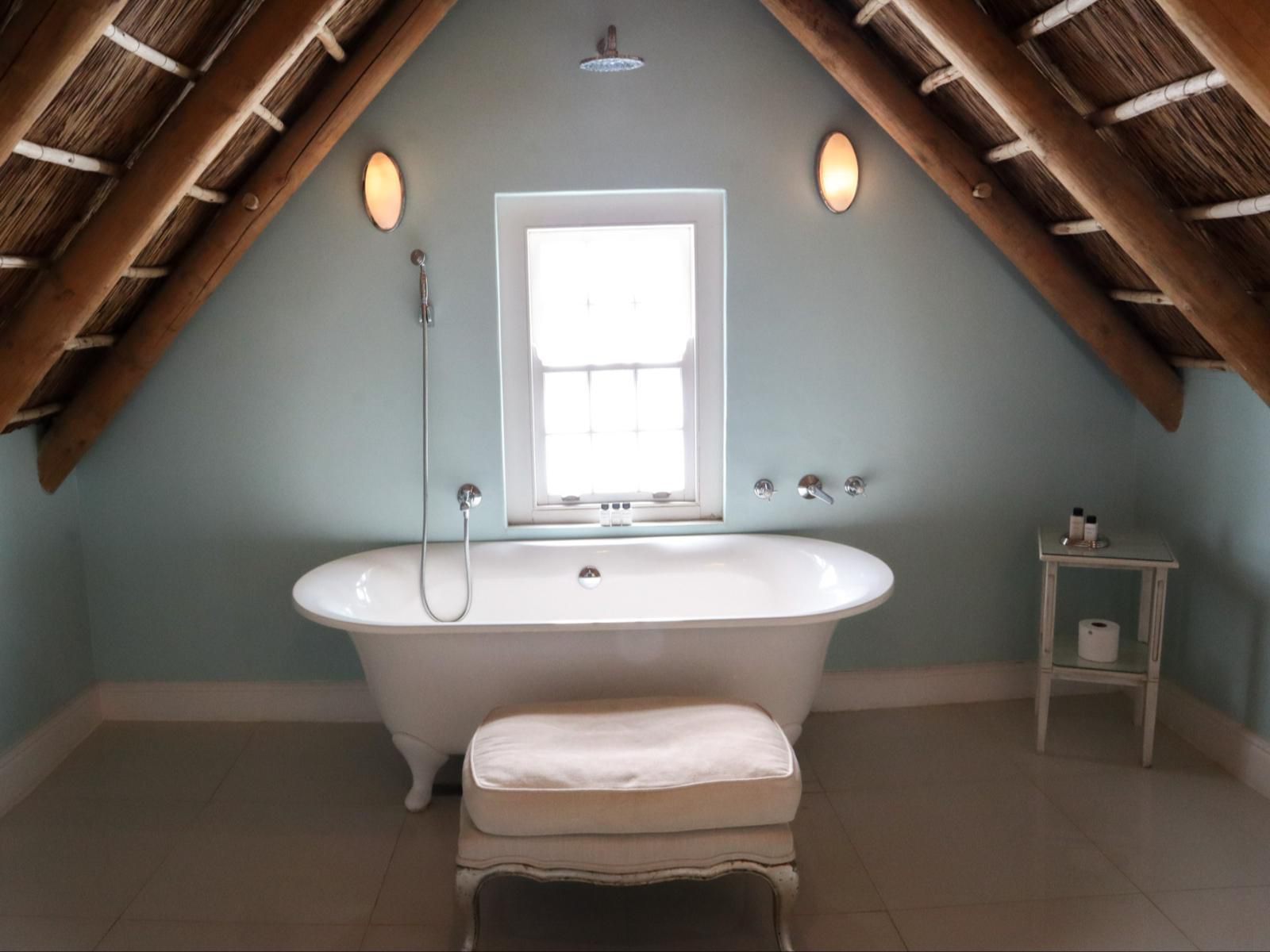 The Doolhof, Winehouse Cottage, Bathroom