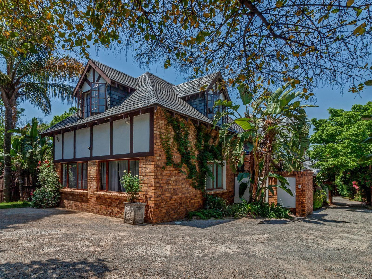 The Dorr Guest House Hurlingham Johannesburg Gauteng South Africa Half Timbered House, Building, Architecture, House