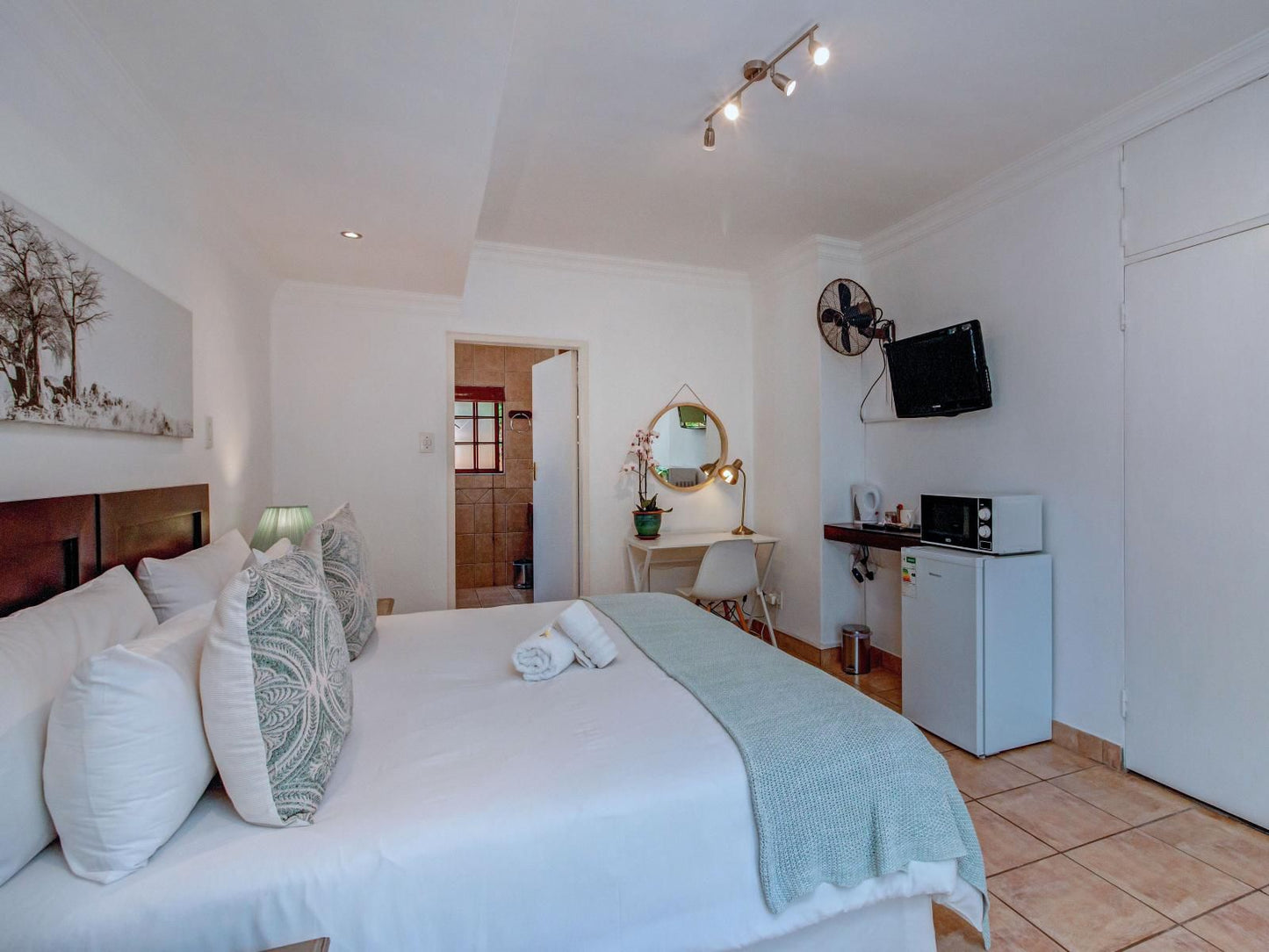 The Dorr Guest House Hurlingham Johannesburg Gauteng South Africa Bedroom