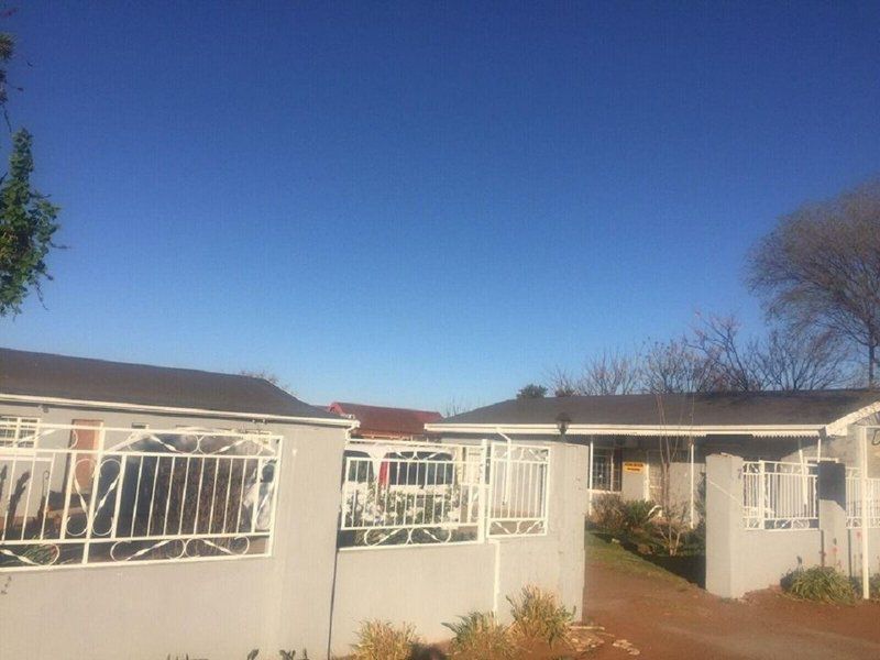 The Dream Lodge Kuruman Northern Cape South Africa Complementary Colors, House, Building, Architecture