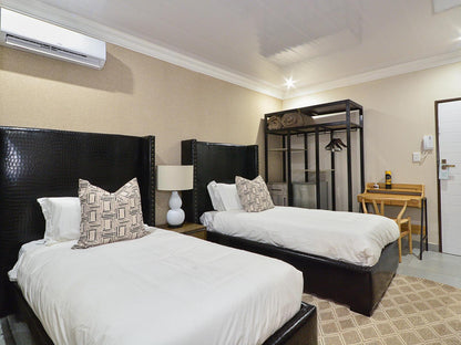 Standard Twin Room @ The Farm Boutique Guest House