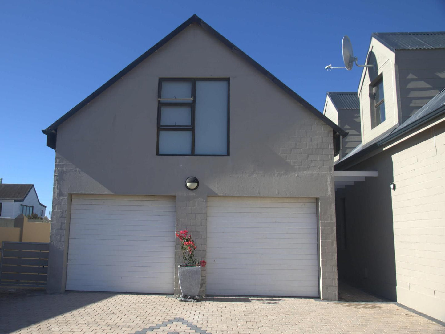 The Gables Grotto Bay, Building, Architecture, House