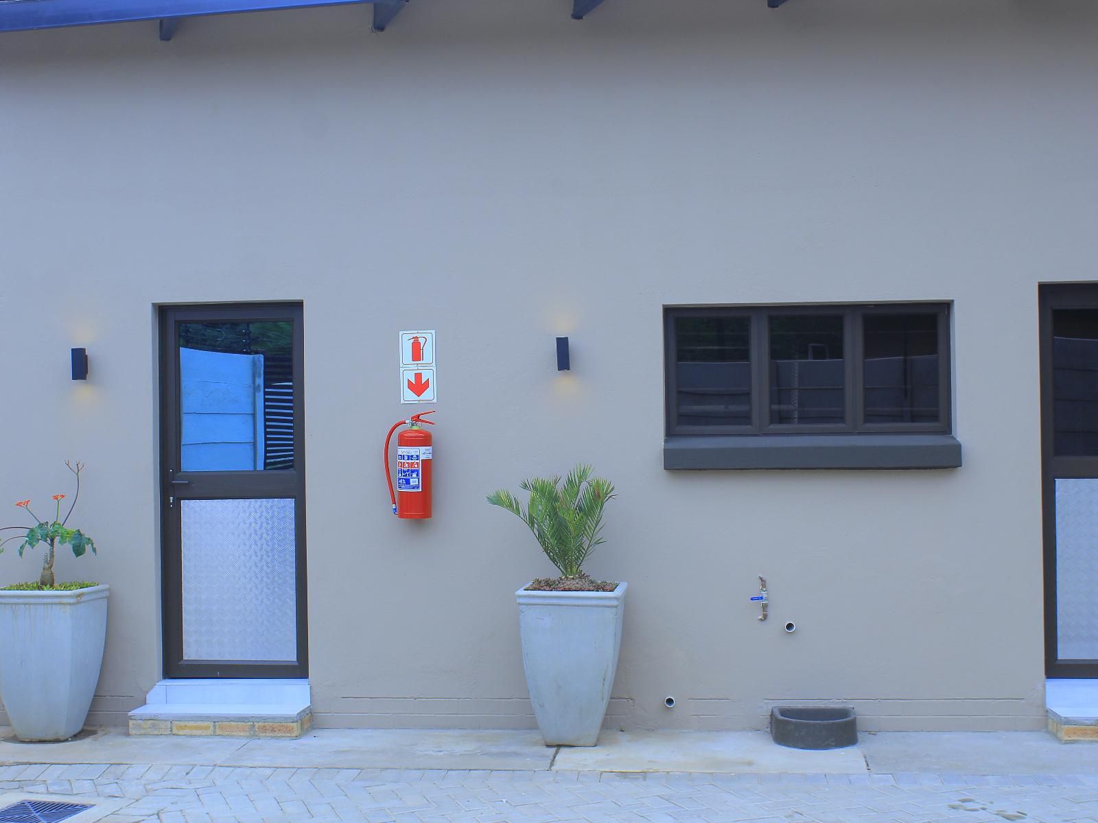 The Grand Comfort Lodge, Door, Architecture, Petrol Station