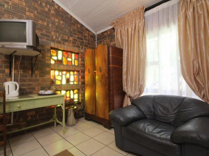 The Guesthouse Secunda Mpumalanga South Africa Living Room