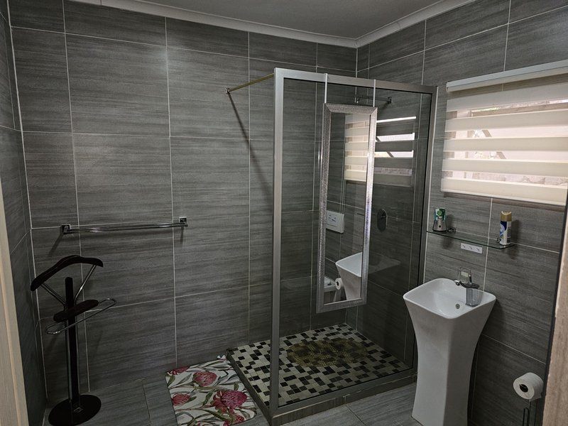 The Haven Make Our Home Your Home Estcourt Kwazulu Natal South Africa Unsaturated, Bathroom