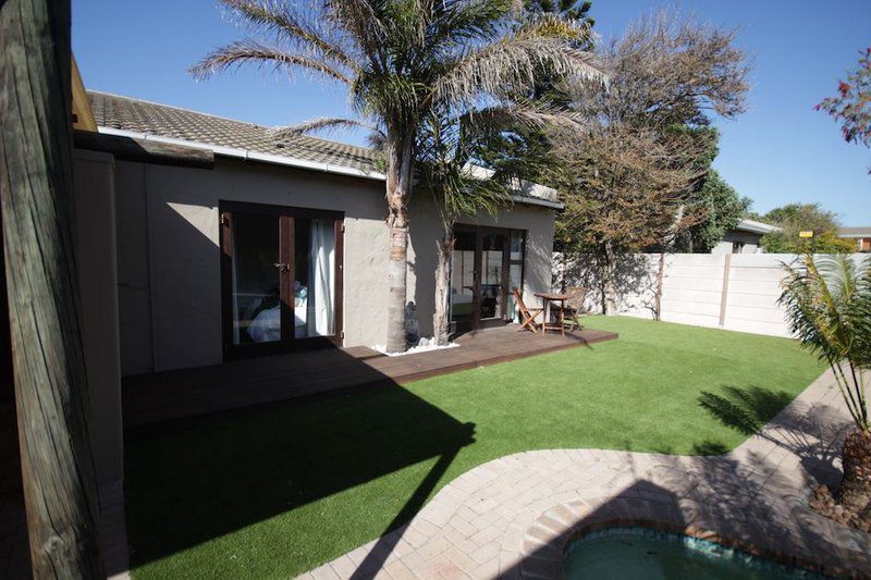 The Holidaypod Blouberg Cape Town Western Cape South Africa House, Building, Architecture, Palm Tree, Plant, Nature, Wood, Garden, Living Room, Swimming Pool