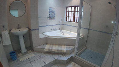 The Lagoon Flat 53 Nkwazi Drive Zinkwazi Zinkwazi Beach Nkwazi Kwazulu Natal South Africa Unsaturated, Bathroom, Swimming Pool