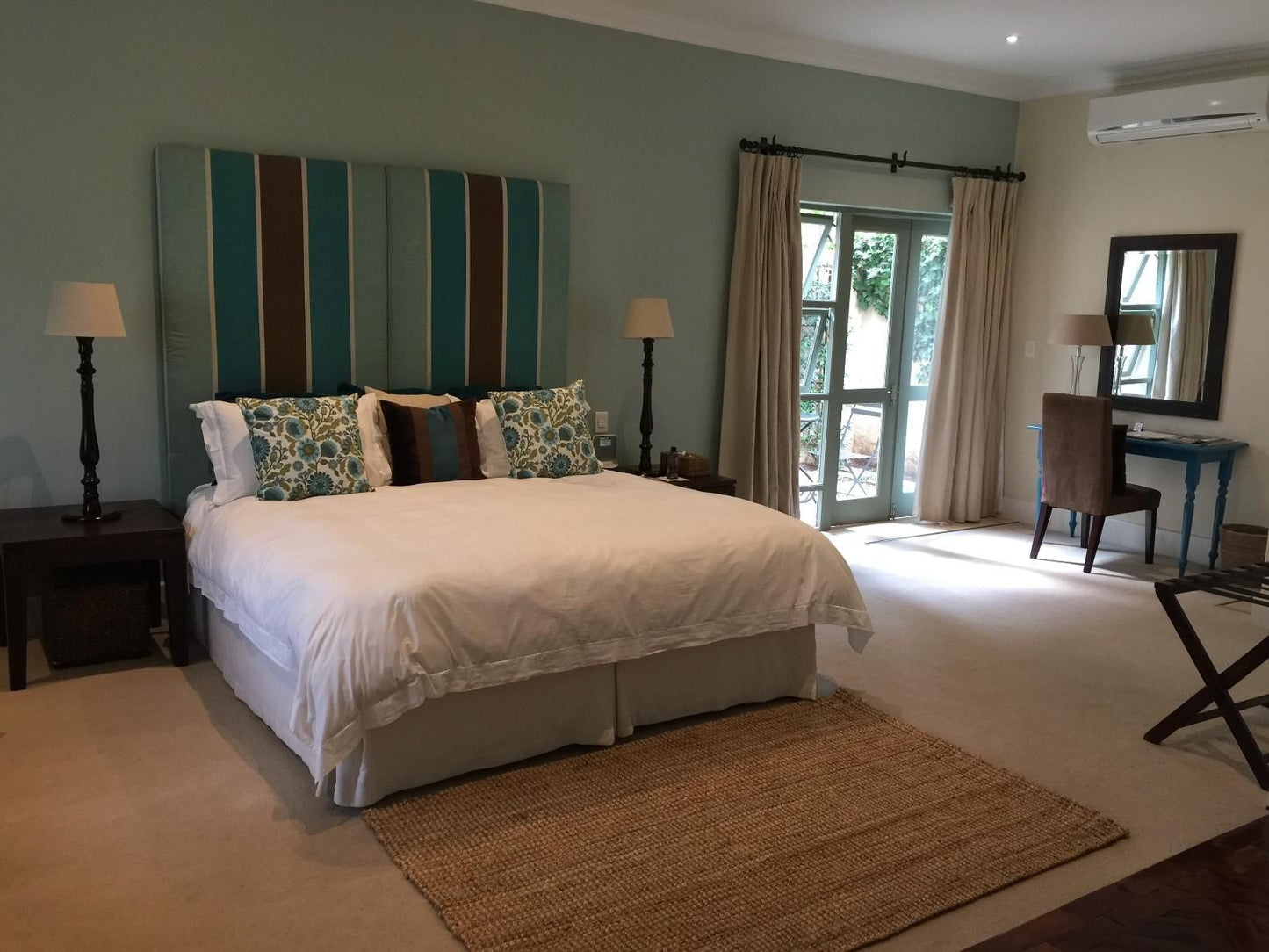 The Parkwood, Standard-Petite, Bedroom