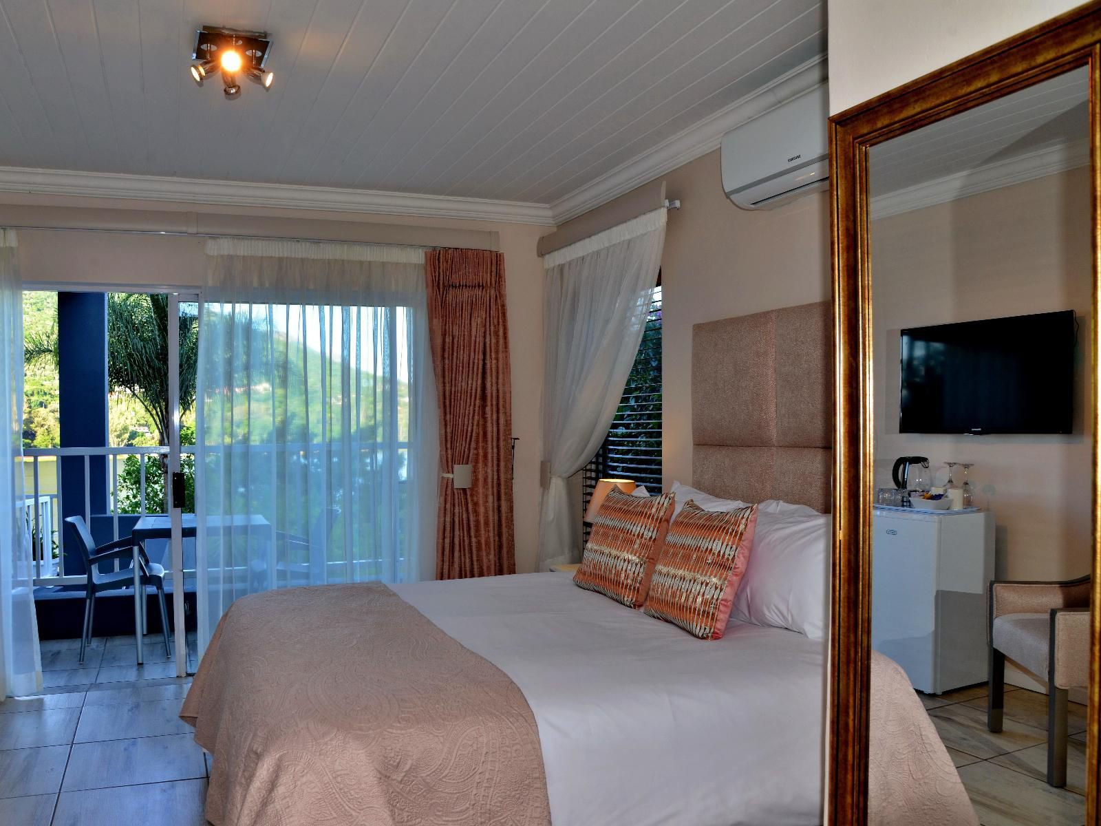 The Shore House Kosmos Hartbeespoort North West Province South Africa Palm Tree, Plant, Nature, Wood, Bedroom