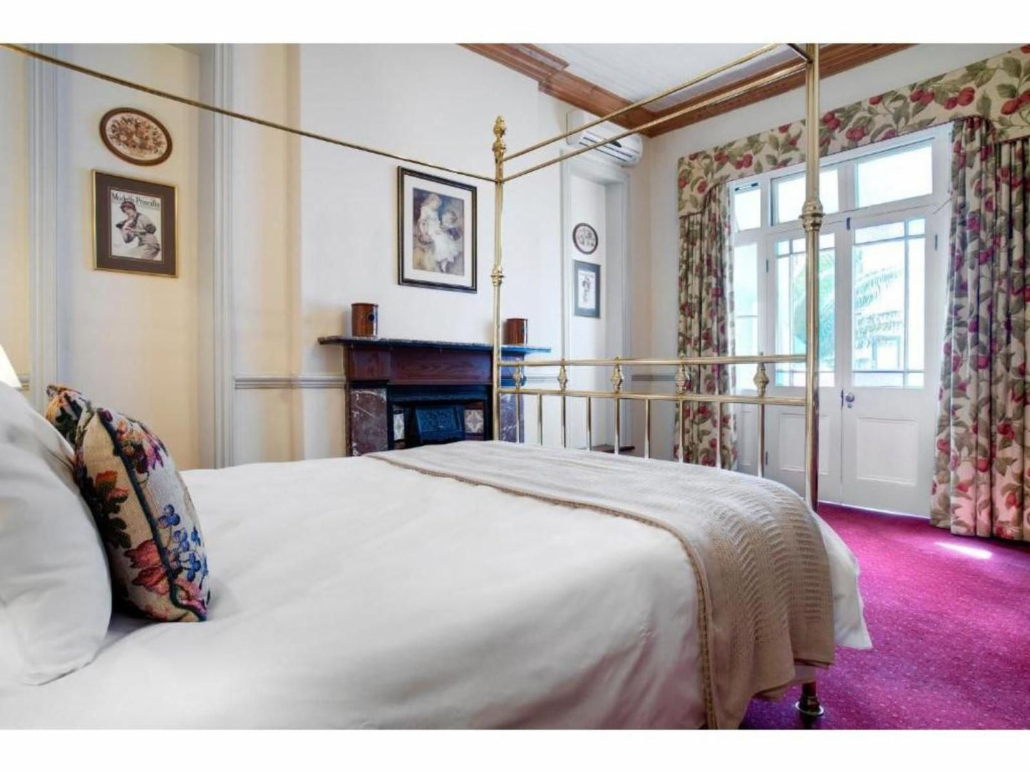 The Stellenbosch Hotel, Luxury Room, Bedroom