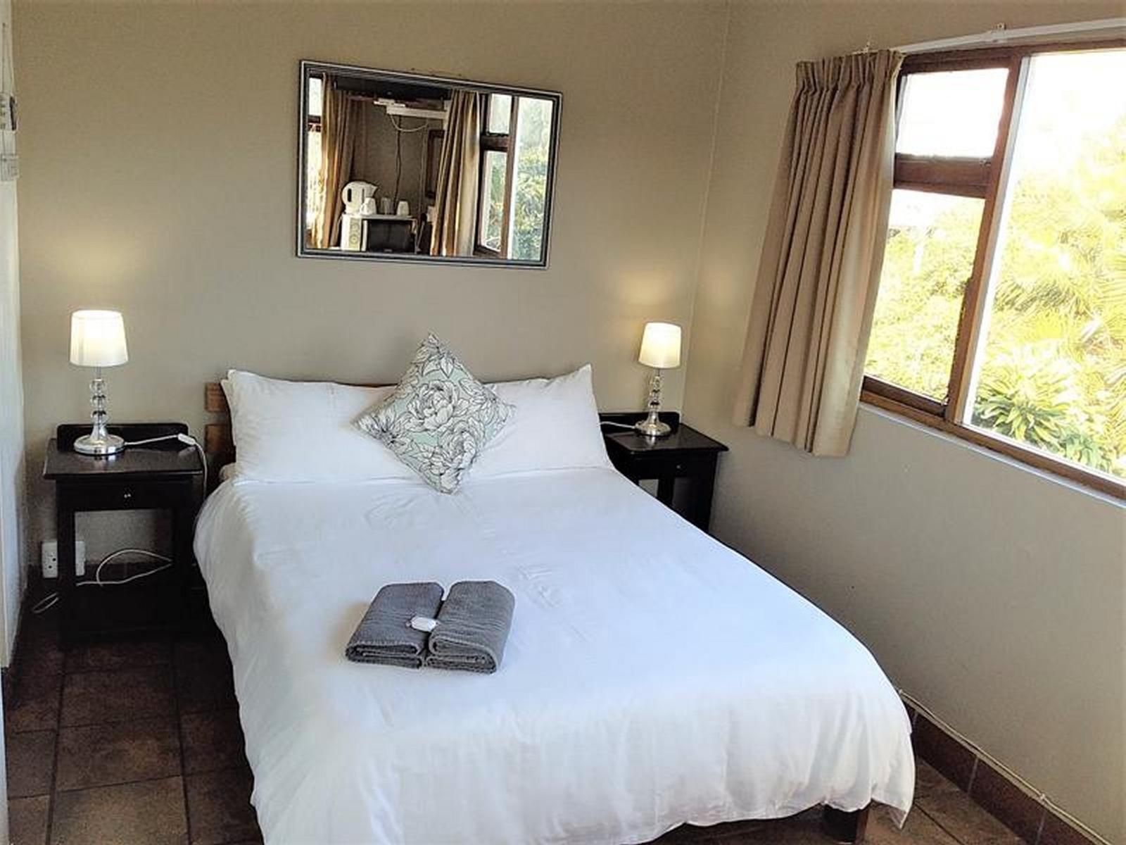 The Tweni Waterfront Guest Lodge, Room 1 Twin Hotel Room (Ground Floor), Bedroom