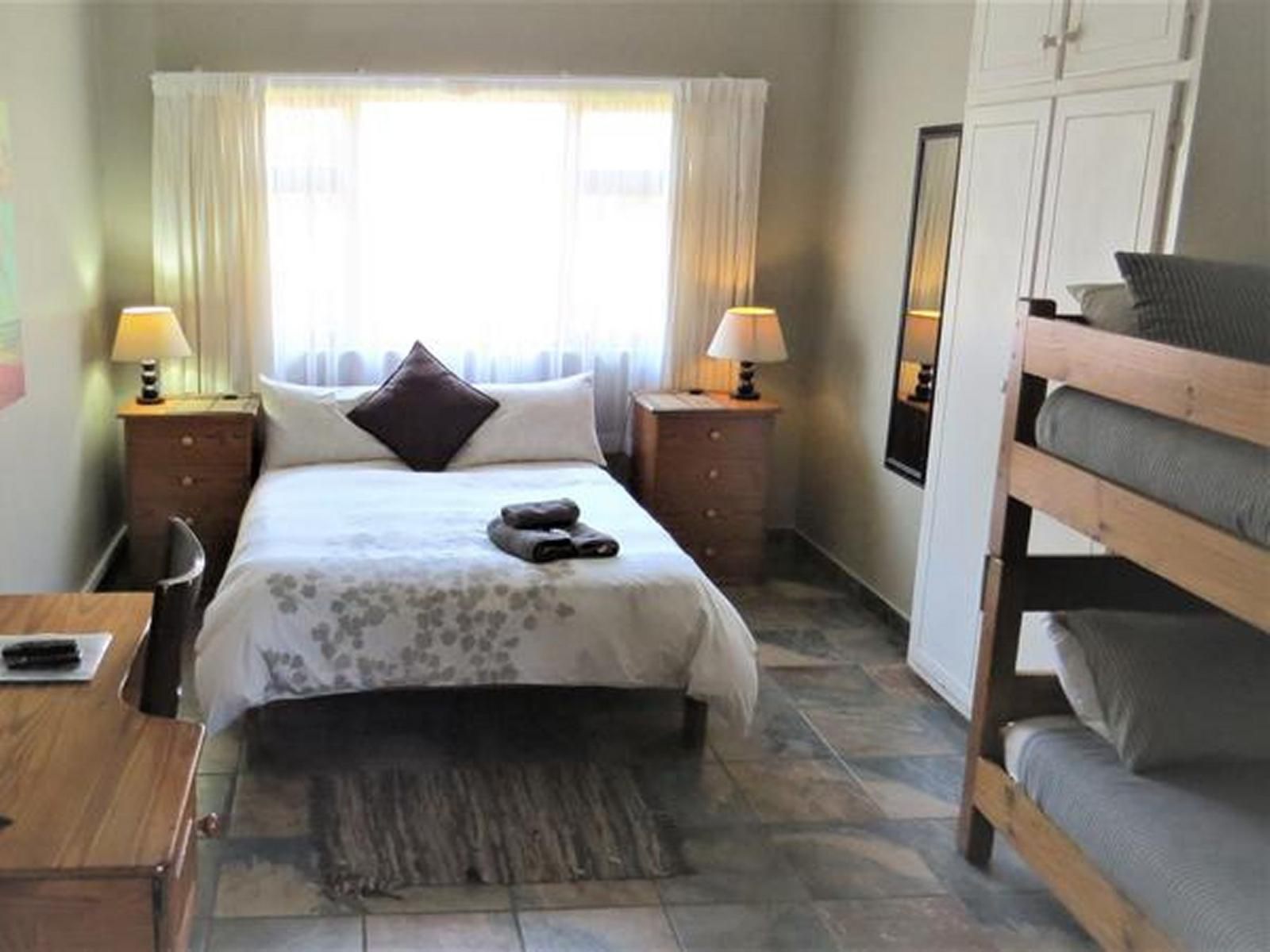 The Tweni Waterfront Guest Lodge, Room 3A Self Catering 2 bedroom flat, Bedroom