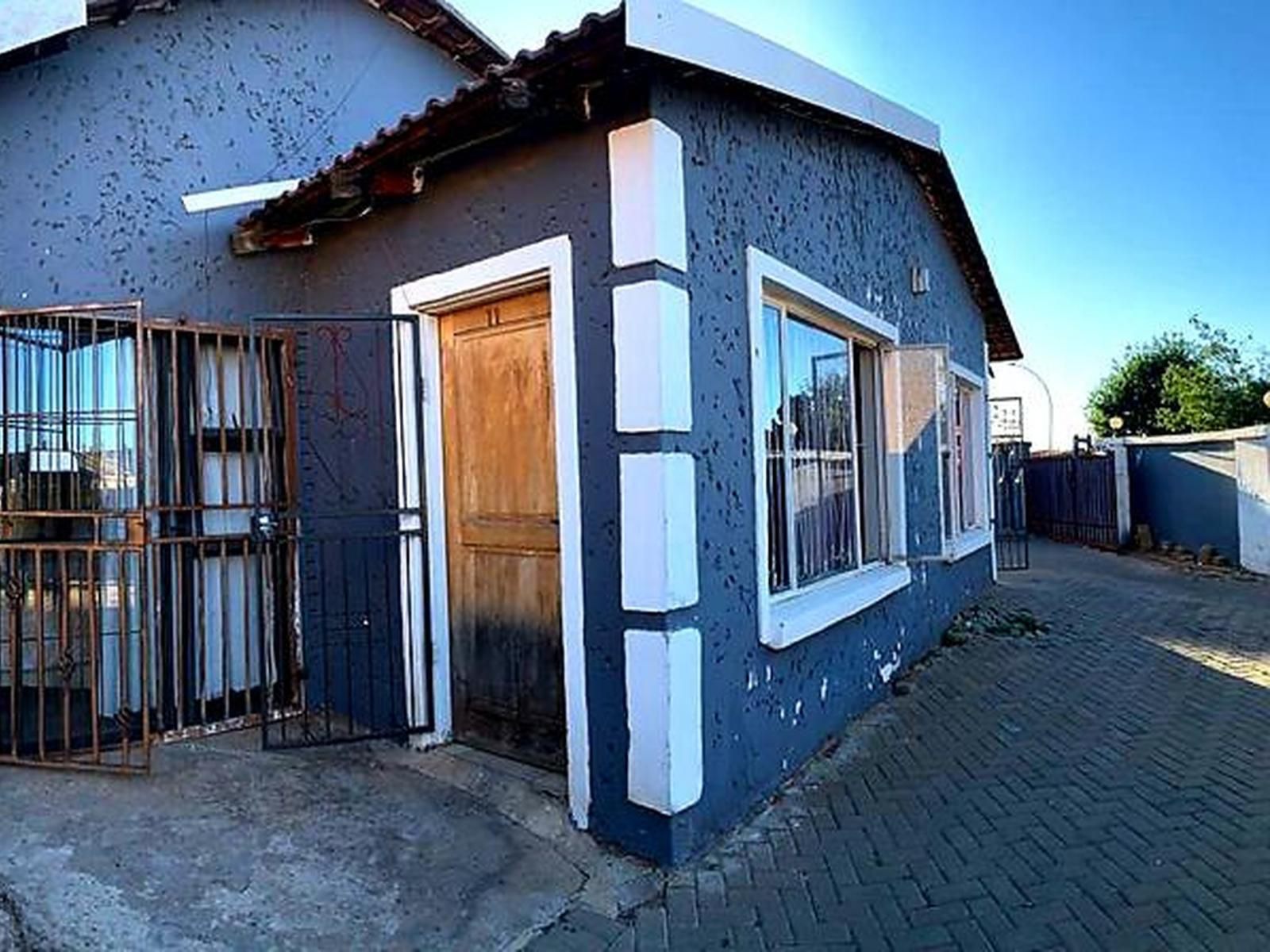 The Village Boiketlo Guest House Generaal De Wet Bloemfontein Free State South Africa Door, Architecture, House, Building