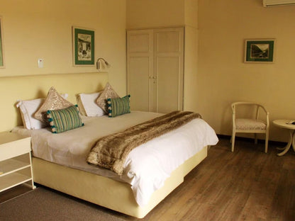 The Wilderness Hotel, Classic King Rooms, Sepia Tones, Bedroom