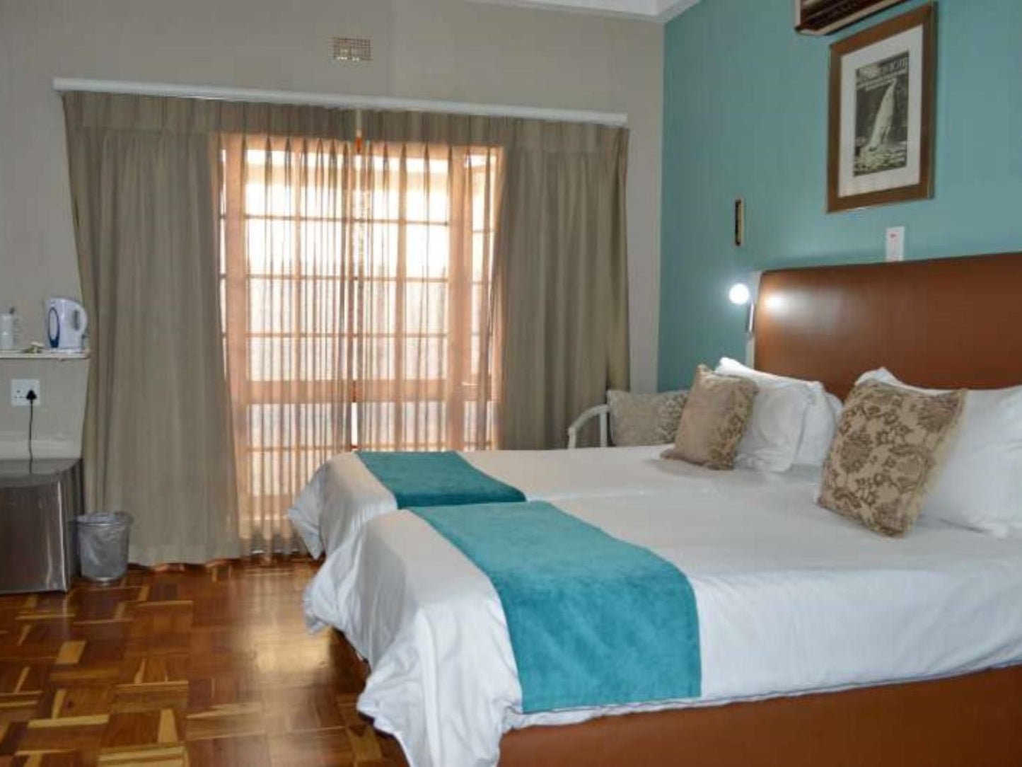 The Wilderness Hotel, Classic King Rooms, Bedroom