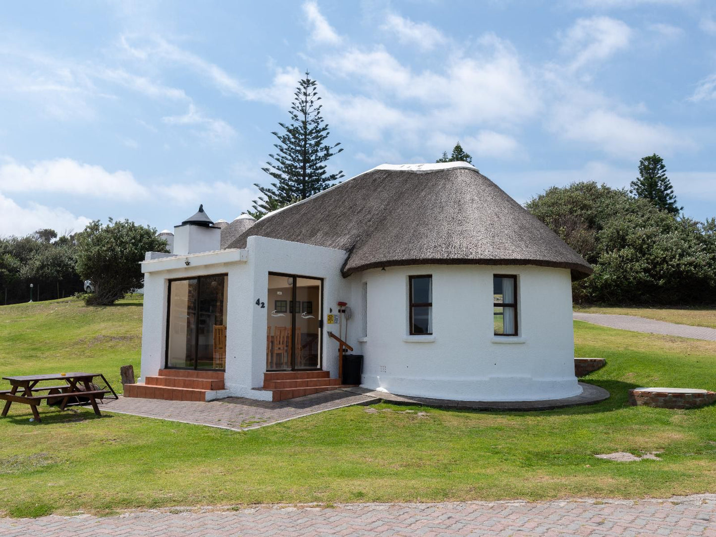 The Willows Resort & Conference Centre, Triple Rondavel, Building, Architecture, House