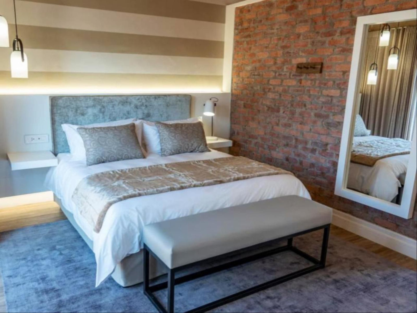 The Windhoek Luxury Suites, Loft Room, Bedroom