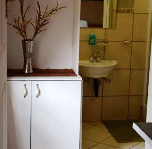 The Annex Dan Pienaar Bloemfontein Free State South Africa Bathroom