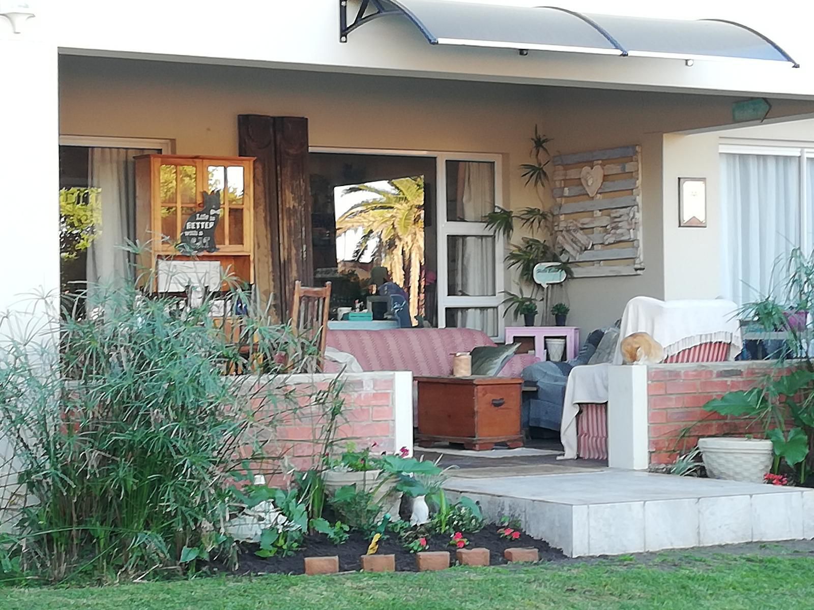 The Coelacanth Guesthouse Kidd S Beach Eastern Cape South Africa House, Building, Architecture, Palm Tree, Plant, Nature, Wood