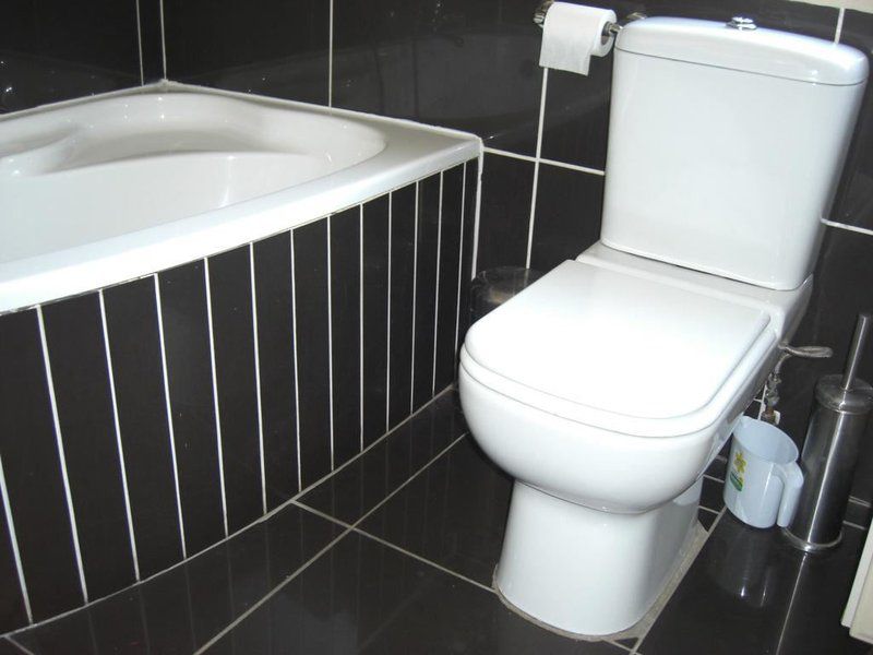 The Deck On Manning Glenwood Durban Kwazulu Natal South Africa Unsaturated, Bathroom