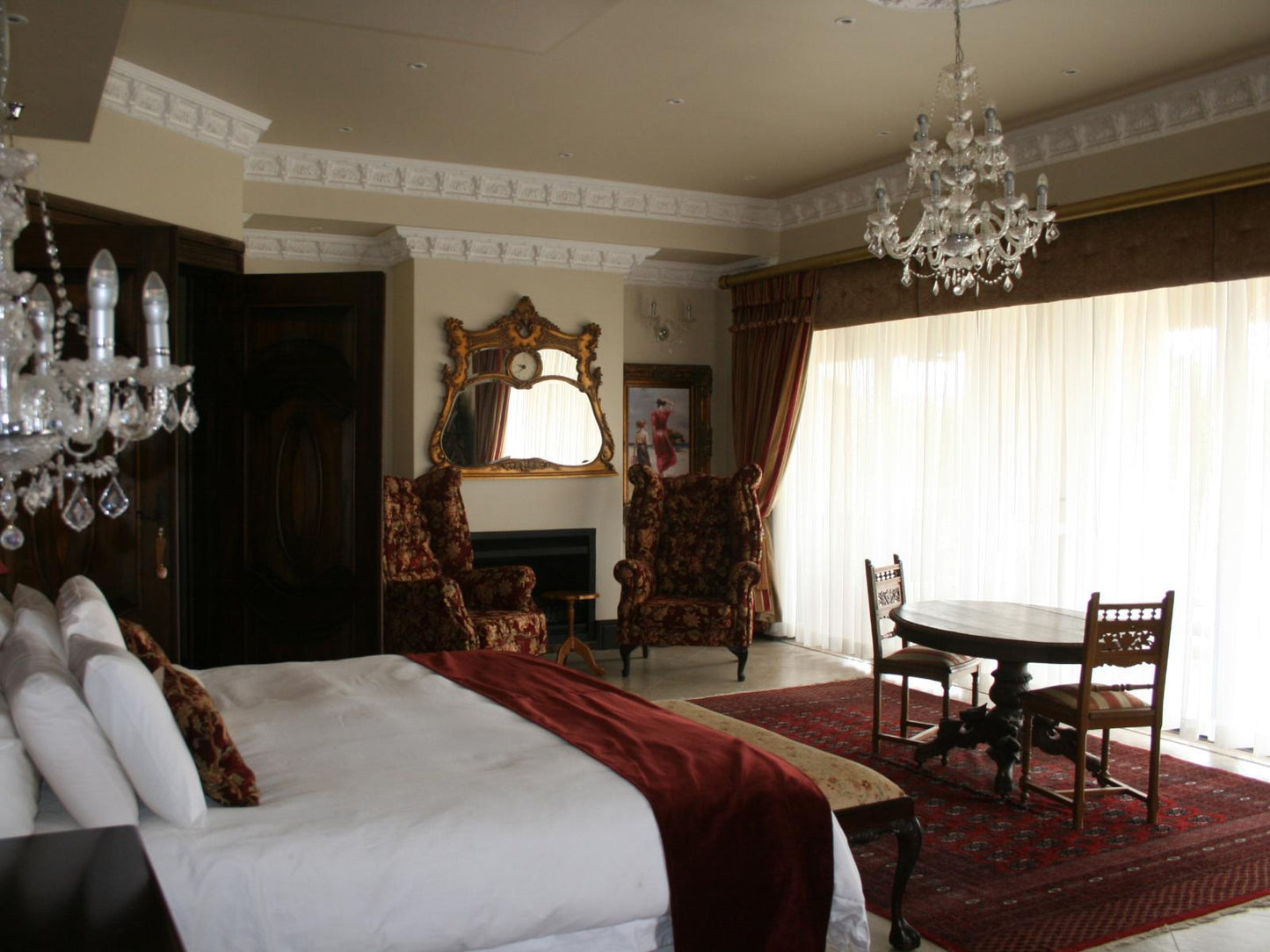 Master Suite 1 - Canterbury @ The Duke's Manor