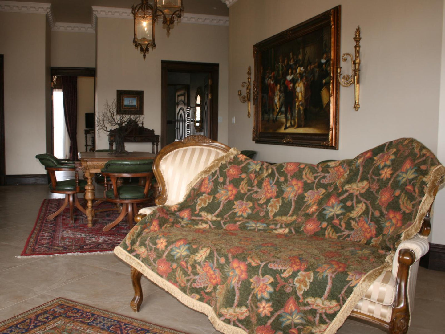Upstairs Suite - Lancaster @ The Duke's Manor