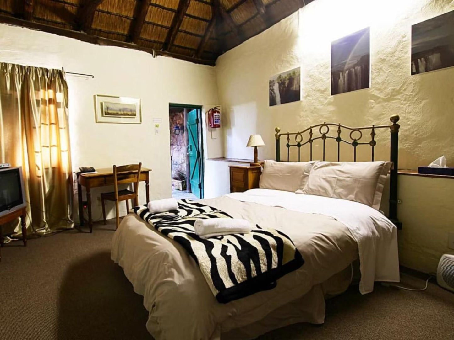 The Gl Cottages Observatory Jhb Johannesburg Gauteng South Africa Bedroom