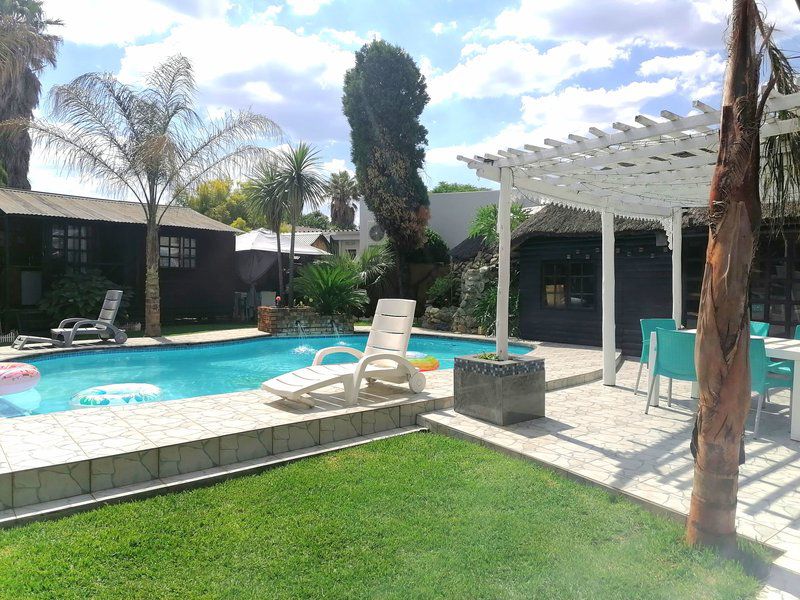 The Guesthouse Vanderbijlpark Se 6 Vanderbijlpark Gauteng South Africa House, Building, Architecture, Palm Tree, Plant, Nature, Wood, Garden, Swimming Pool