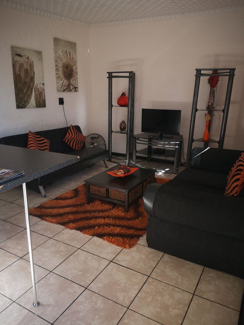 The Guesthouse Vanderbijlpark Se 6 Vanderbijlpark Gauteng South Africa Living Room