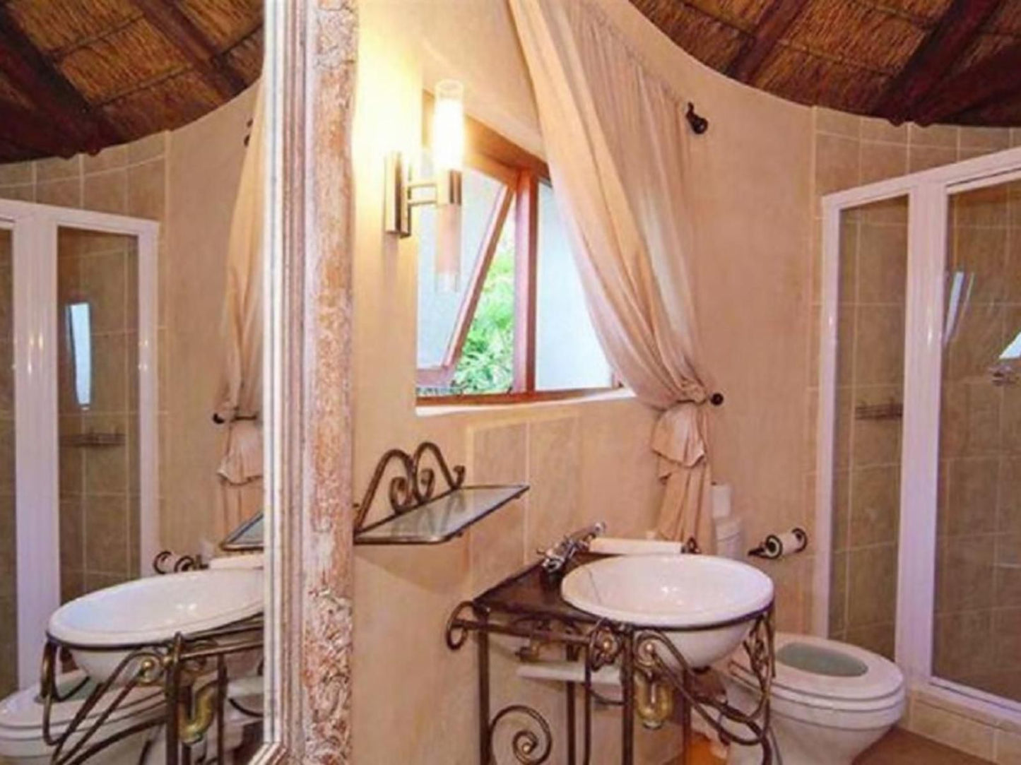 The Loerie Hide Bonnie Doon East London Eastern Cape South Africa Bathroom