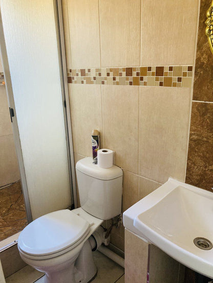 Thembisi Guesthouse Sunnyridge Newcastle Newcastle Kwazulu Natal South Africa Bathroom
