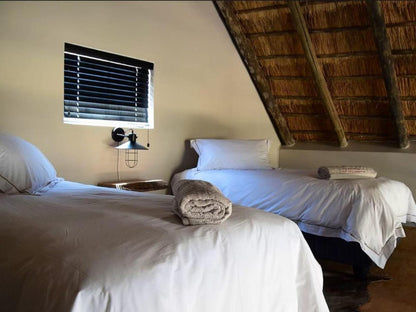 Thembolala Bush Chalets, Freestanding Chalet 1, Bedroom