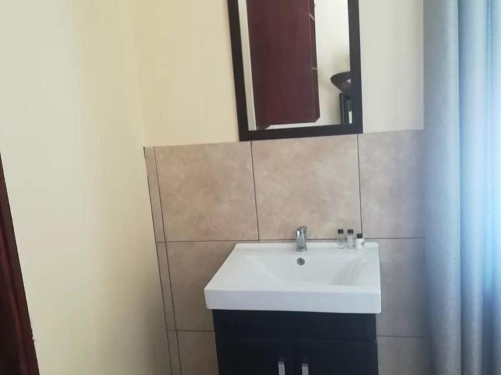 The Moon And Sixpence Muldersdrift Gauteng South Africa Bathroom