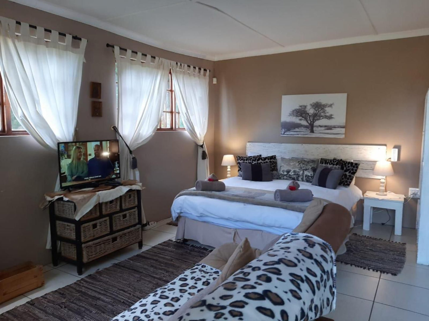 The Old Hatchery Mountain Retreat And Waterfall Restaurant And Pub Underberg Kwazulu Natal South Africa Bedroom