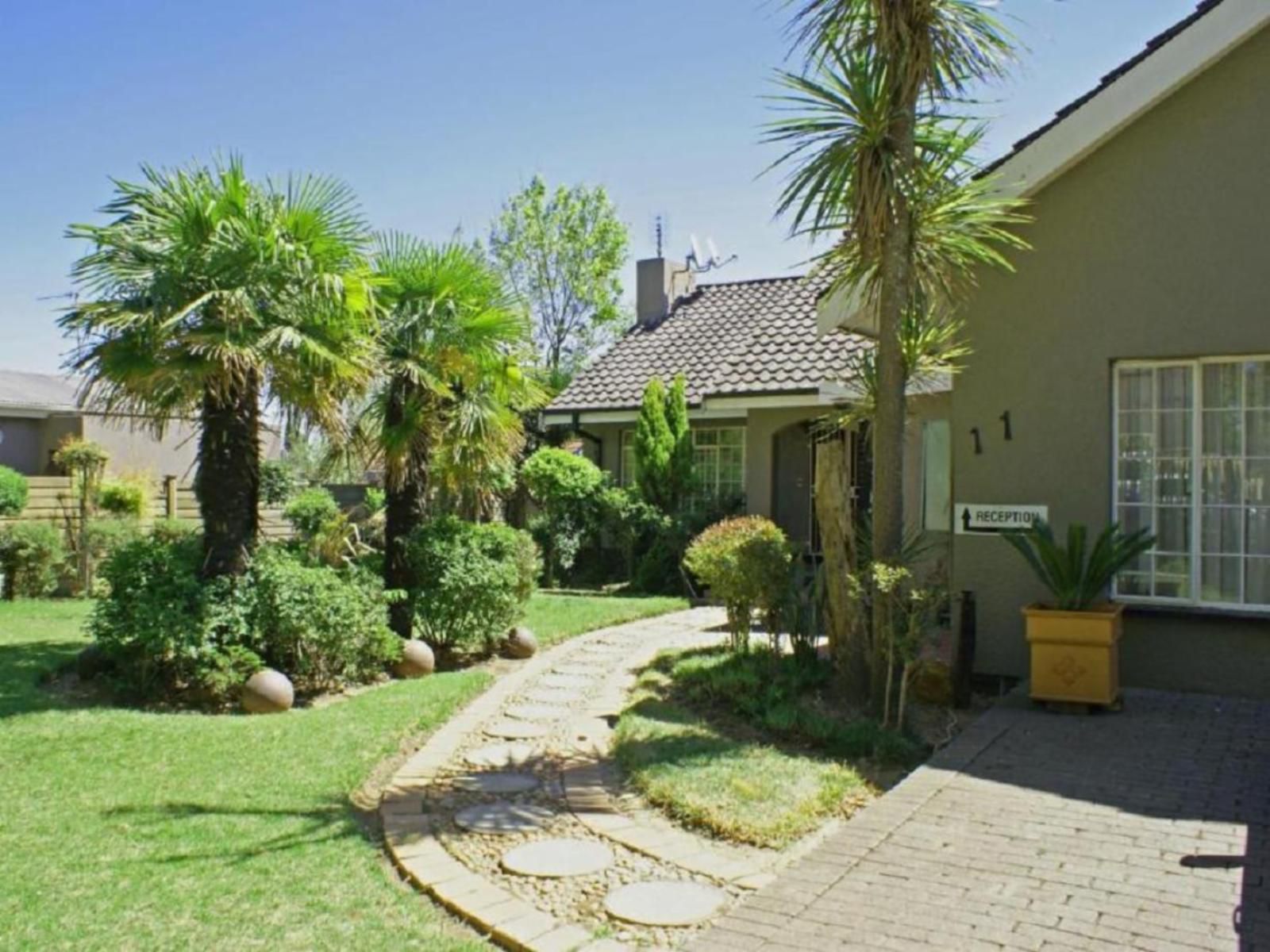 The Orchards Ermelo Ermelo Mpumalanga South Africa Complementary Colors, House, Building, Architecture, Palm Tree, Plant, Nature, Wood, Garden