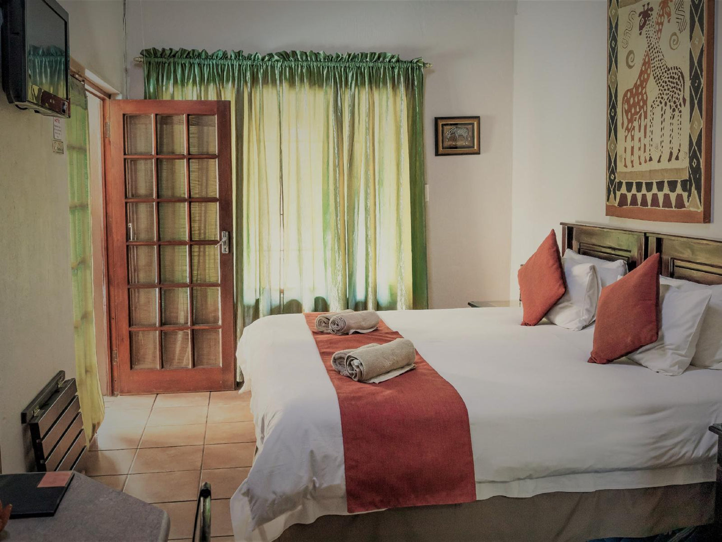 Aircon Double or Twin Room with Shower @ The Orion Guest House