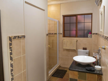 Deluxe Double Room with Shower @ The Orion Guest House