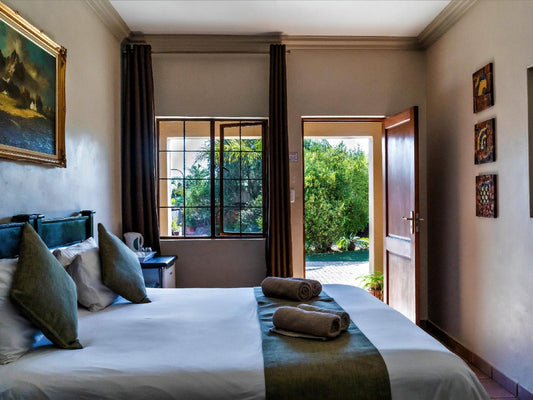 Double or Twin Room with Shower - Ground @ The Orion Guest House