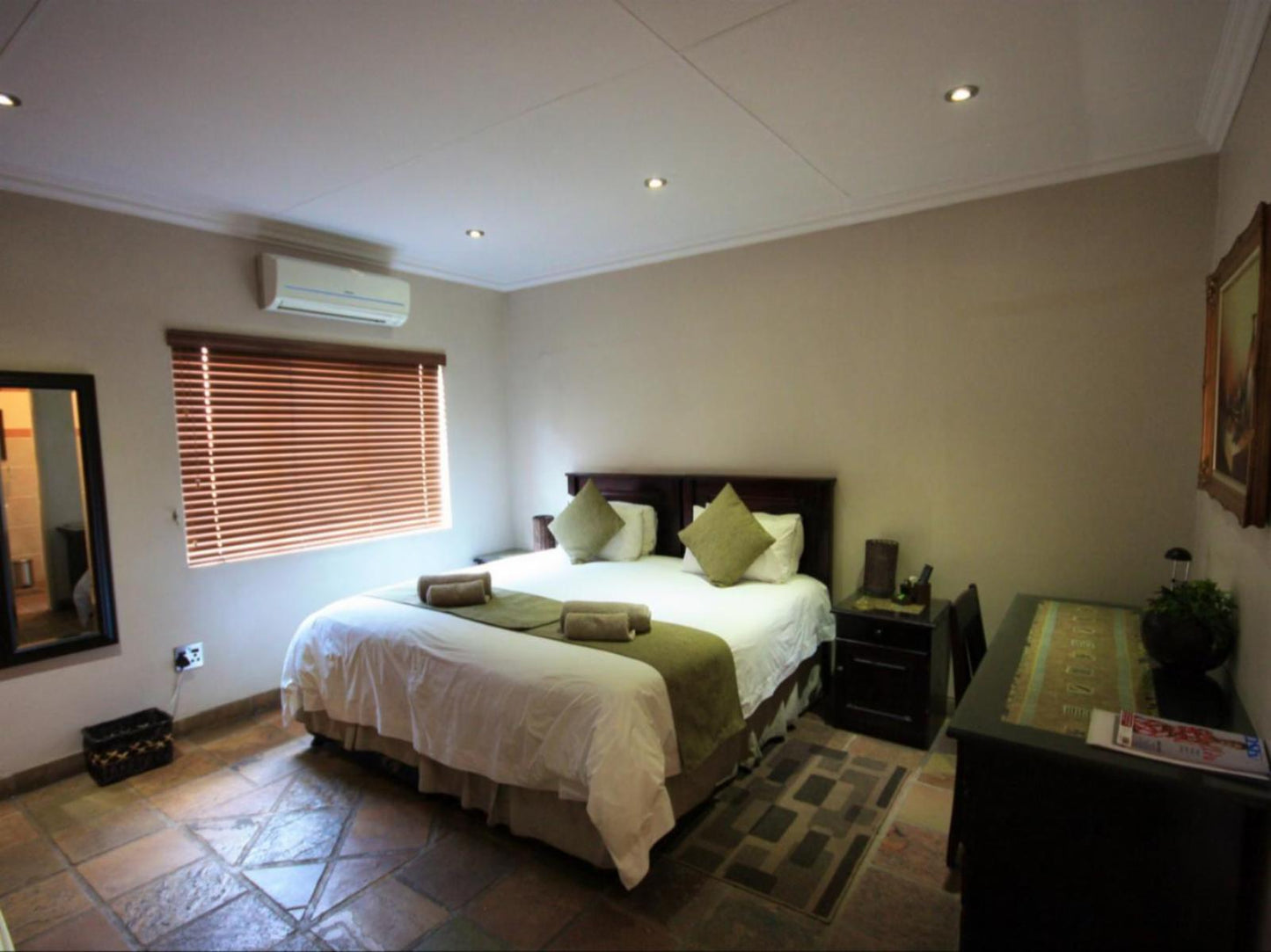 Double or Twin Room with Shower @ The Orion Guest House