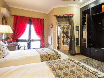 Deluxe Twin Room @ The Royal Palm Bed And Breakfast