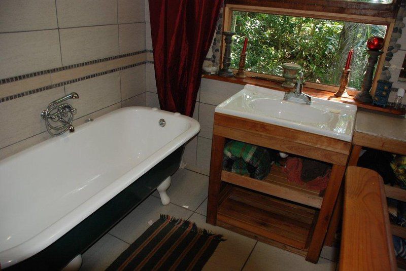 The Schack Rennies Beach Port Edward Kwazulu Natal South Africa Bathroom